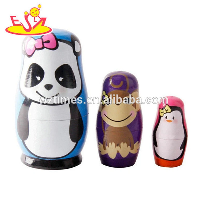 Wholesale traditional style wooden toy russian nesting doll for home decoration W06D088