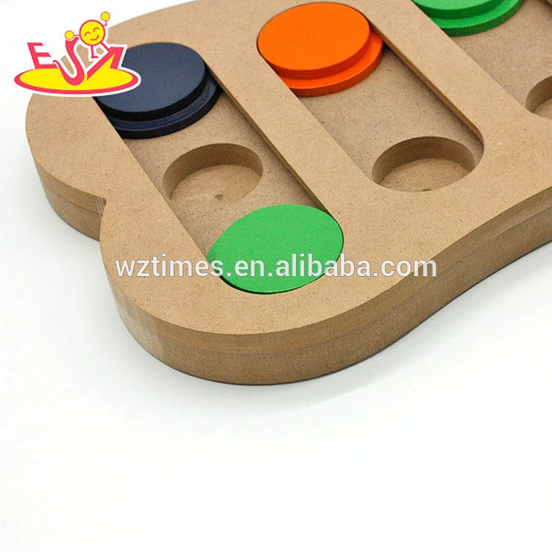 Wholesale top fashion interactive wooden puzzle feeder toy for colorful W06F067