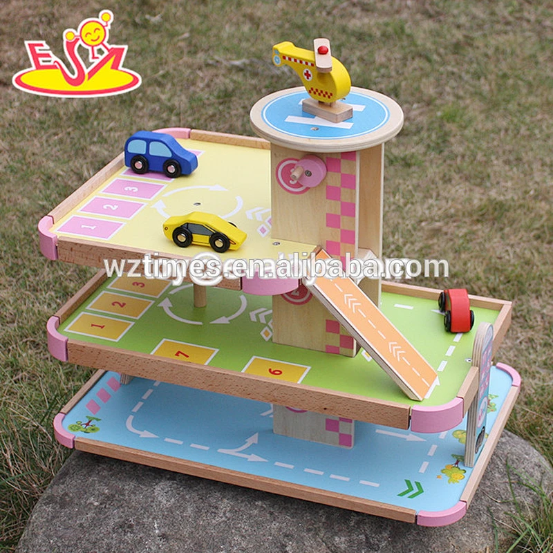high quality wooden toy car garage for toddlers W04C001
