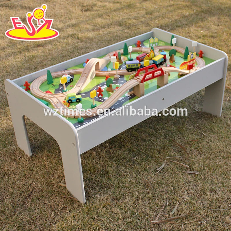 2018 Großhandel Kinder Aktivität Spielzeug aus Holz Zug Tabelle gesetzt W04C070