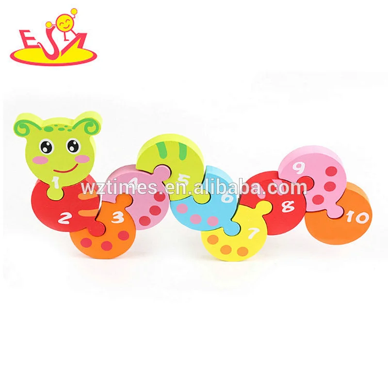 2018 the new design of early teaching color wooden number caterpillar toy W14I036