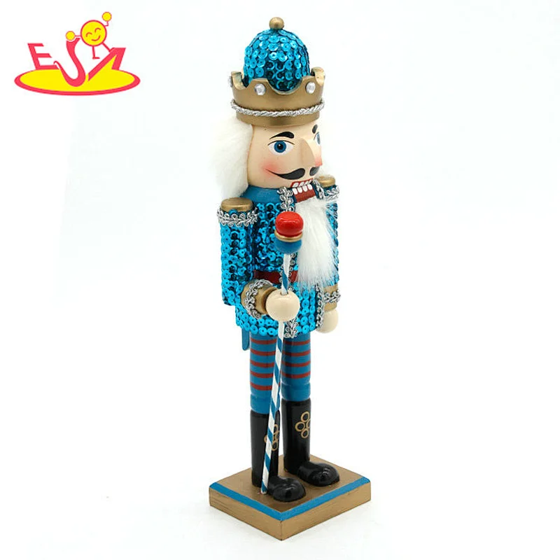 2018 Wholesale mini fashion design nutcracker doll toys wooden blue nutcracker for sale W02A292