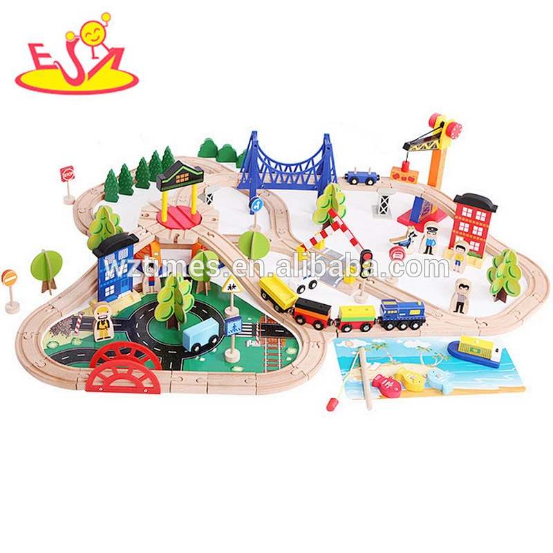 2018 Wholesale preschool toddlers wooden train tracks toys 108 pcs wooden train tracks toys W04C066