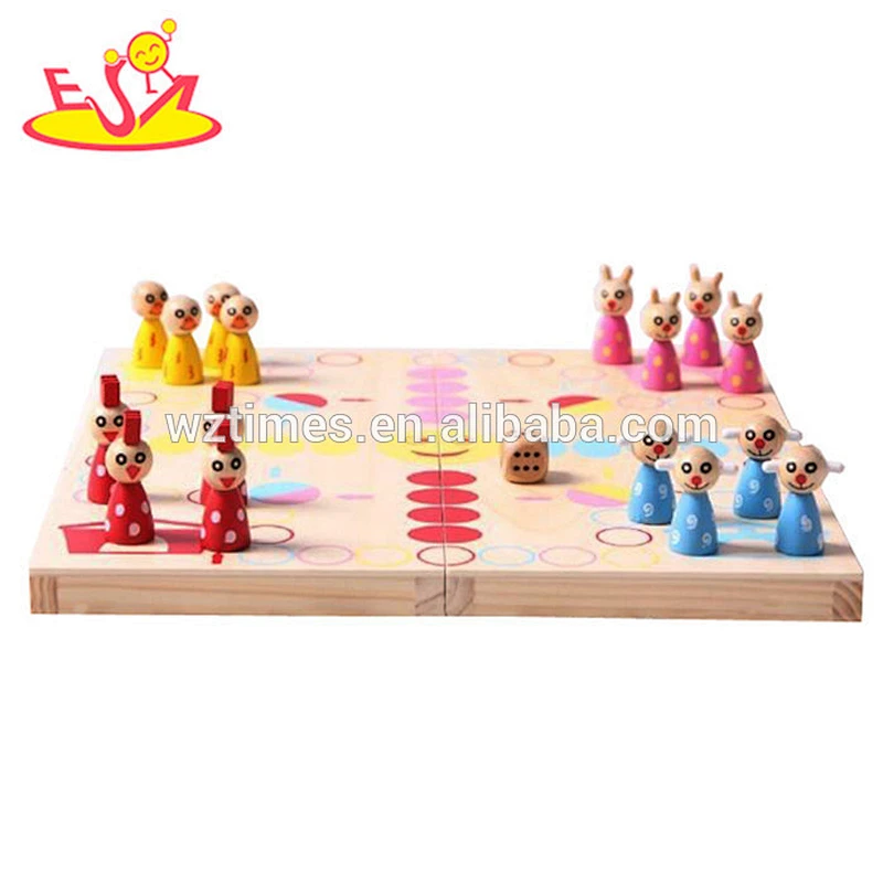 Wholesale educational animals theme chess toy wooden chess board set for kids W11A025