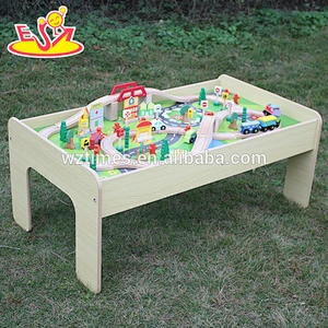 2018 wholesale children wooden train toy with table W04C030