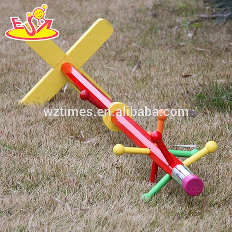 Wholesale bedroom fashion pencil shape wooden coat hanger stand for toddler W09B056