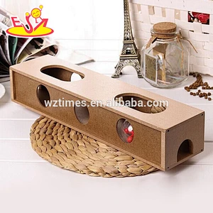 Best selling training IQ wooden pets game toy for small animals W06F043