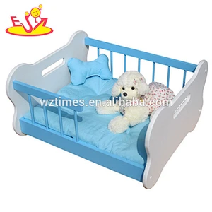 Wholesale delicate indoor use wooden pink luxury pet bed for small animals sleeping W06F005A