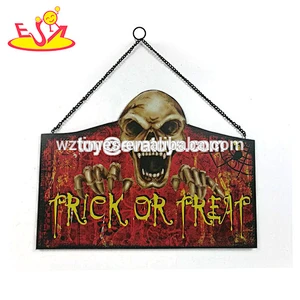 2018 Wholesale fashion mini home decor high quality wooden decorations for sale W09D054