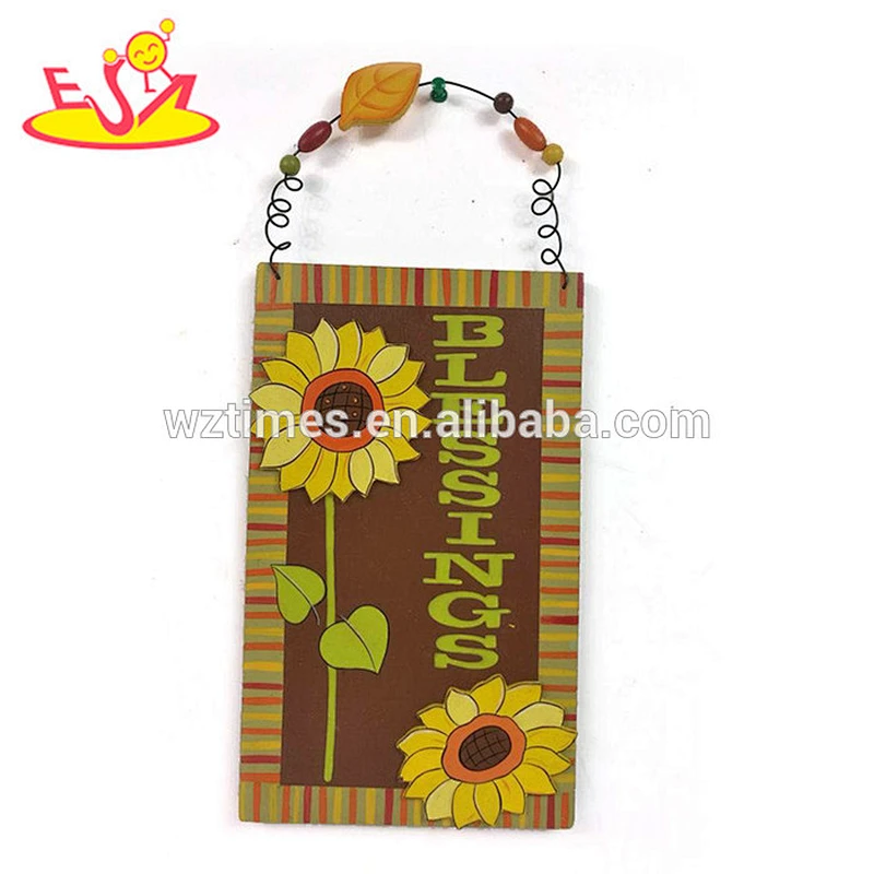Wholesale useful wooden ornaments multi type wall hanging decoration for home use W09D034
