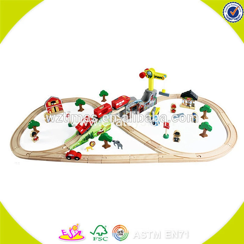 New design 90 pieces children wooden rail magnetic train table W04C040