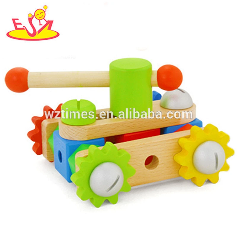 wholesale cartoon baby wooden screw toy for education W03C020