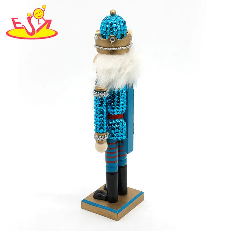 2018 Wholesale mini fashion design nutcracker doll toys wooden blue nutcracker for sale W02A292