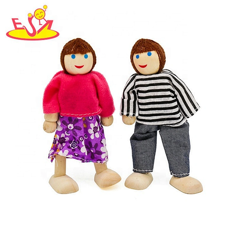 New design miniature wooden dolls house figures for kids W06D119