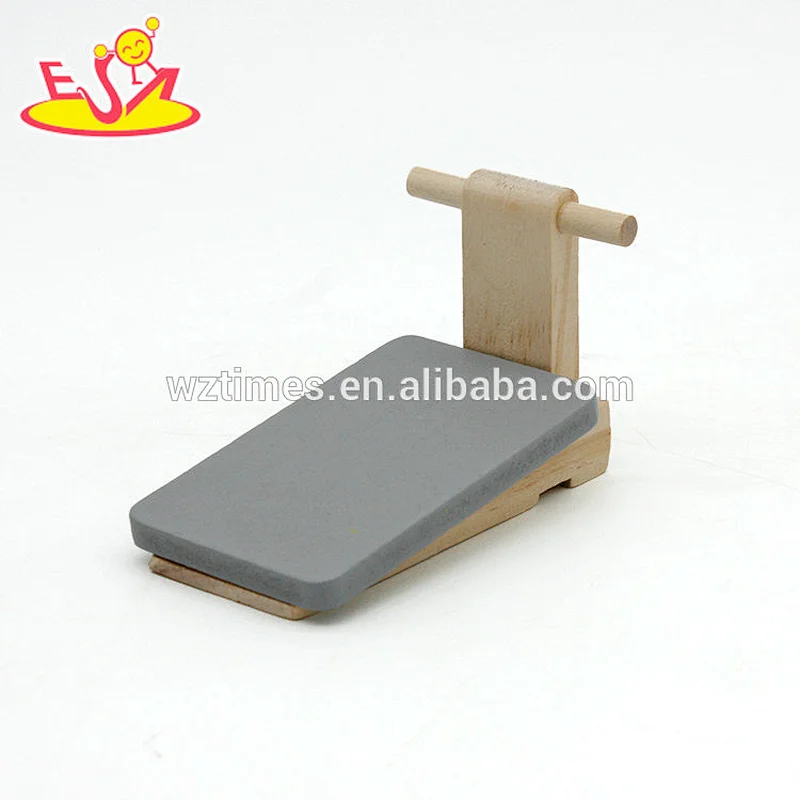 New design miniature furniture wooden dollhouse accessories for dolls W06B033