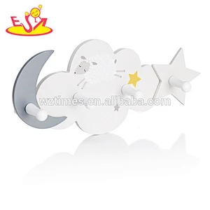 2018 wholesale white wooden kids coat hooks new design wooden kids coat hooks best wooden kids coat hooks W09B074