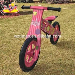 2018 Wholesale new fashion pink wooden balance car W16C179