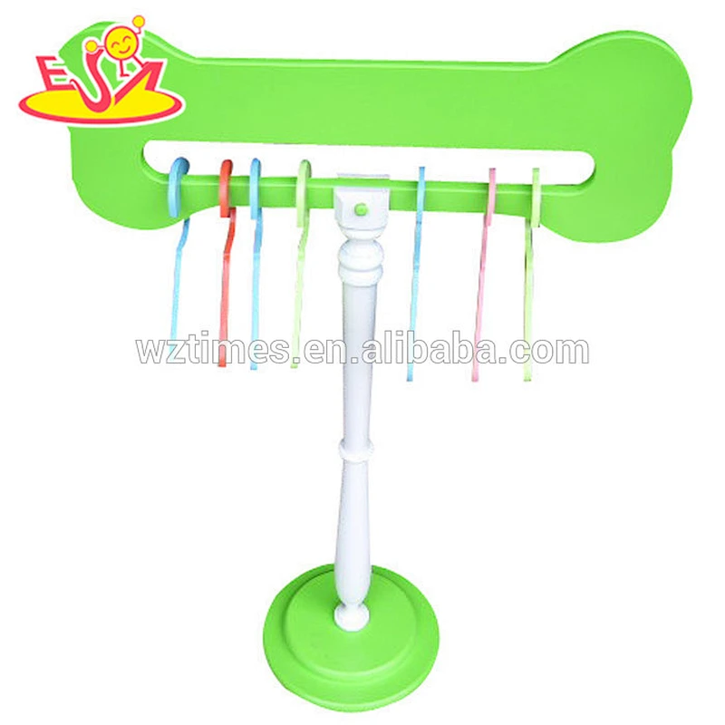 Wholesale popular wooden pink pet clothes hanger used for small animals W06F009A