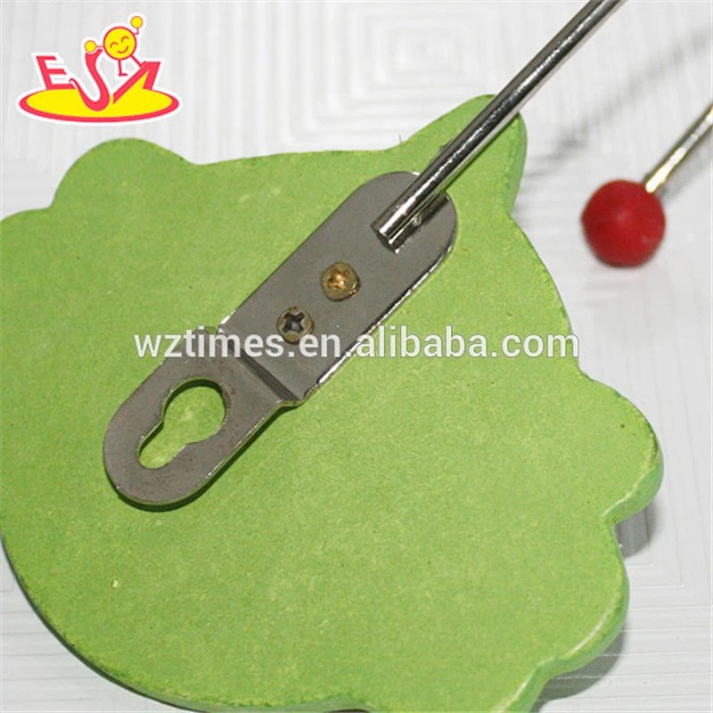 wholesale hottest sale green Hedgehog shaped wooden hook up for kids W09B037