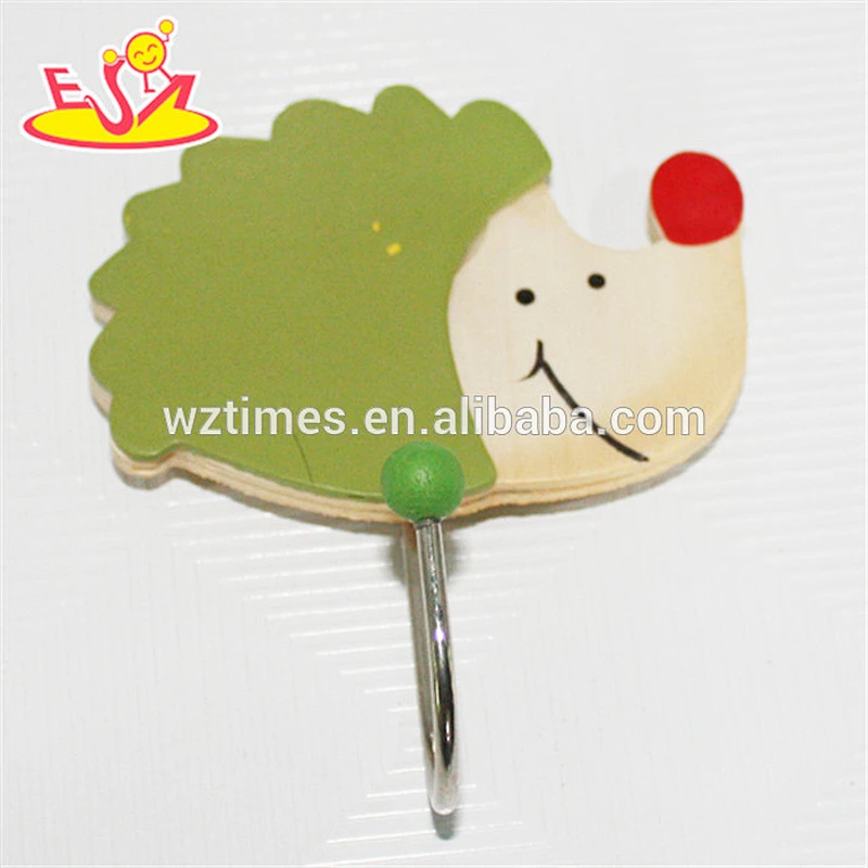 wholesale hottest sale green Hedgehog shaped wooden hook up for kids W09B037