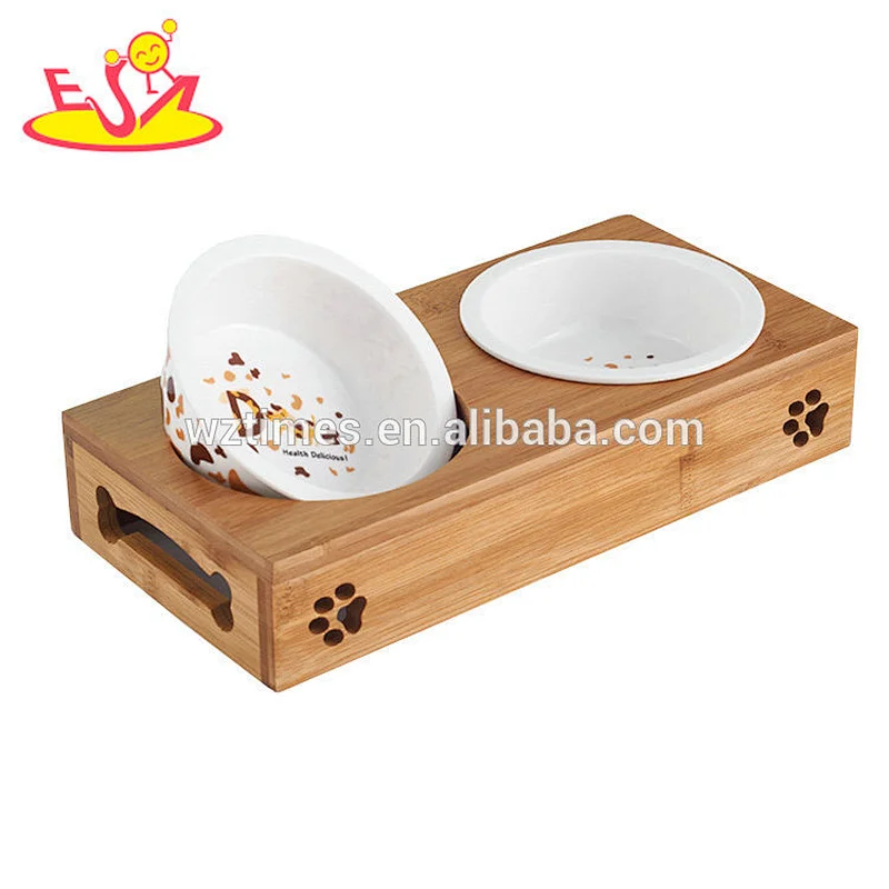 Wholesale best sale wooden automatic cat food dispenser as fun interactive W06F056