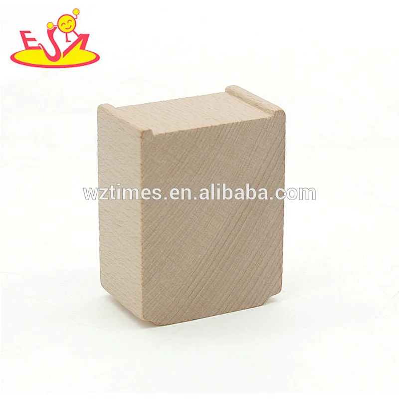 wholesale cheap small wooden toy cars compatible with all major train tracks W04C119