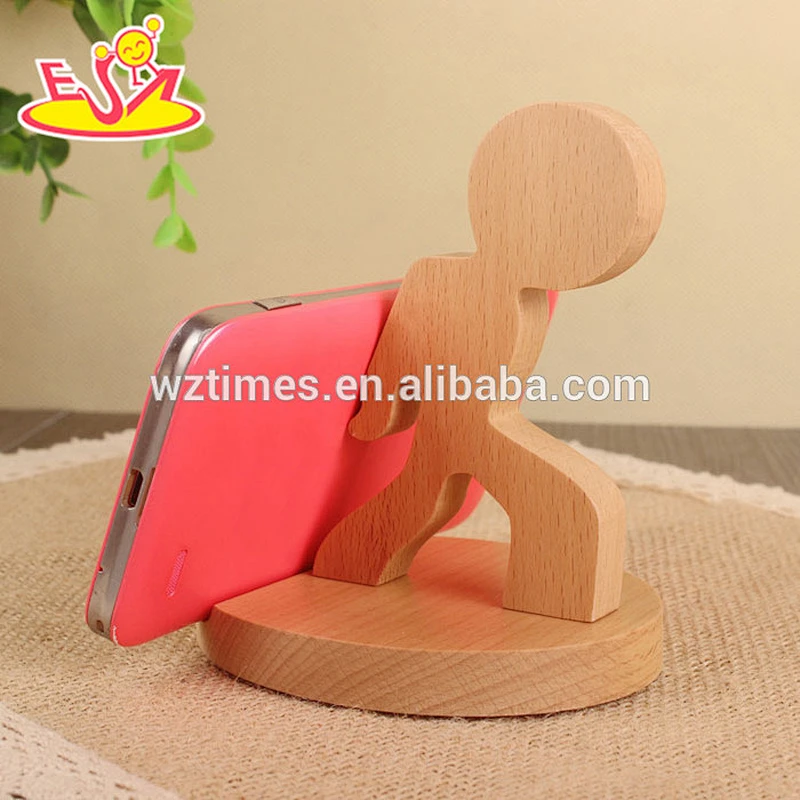2018 wholesale high quality wooden Humanoid mobile phone holder W02A162