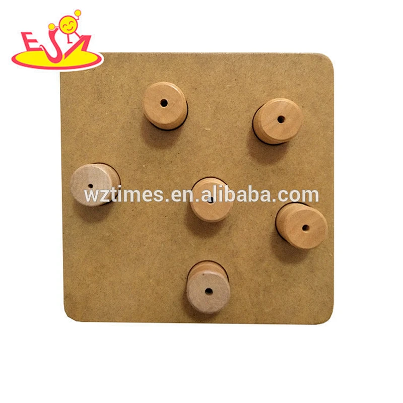 Wholesale interactive wooden pets feeder toy hide and seek wooden brain games pets feeder toy W06F042