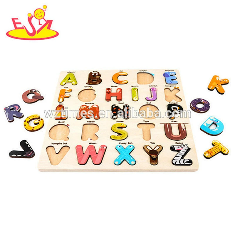 Intelligentes hölzernes Alphabetpuzzlespielspielzeug helfen den Kindern, die Englisch W14B090 lernen