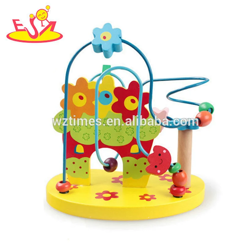 Reizendes einzigartiges hölzerner Korne schnüren Spielspielzeug für Baby W11B166