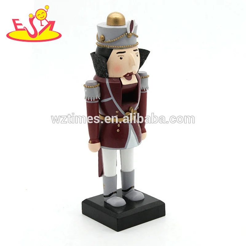 Wholesale classical kids wooden traditional nutcracker for christmas gift W02A293