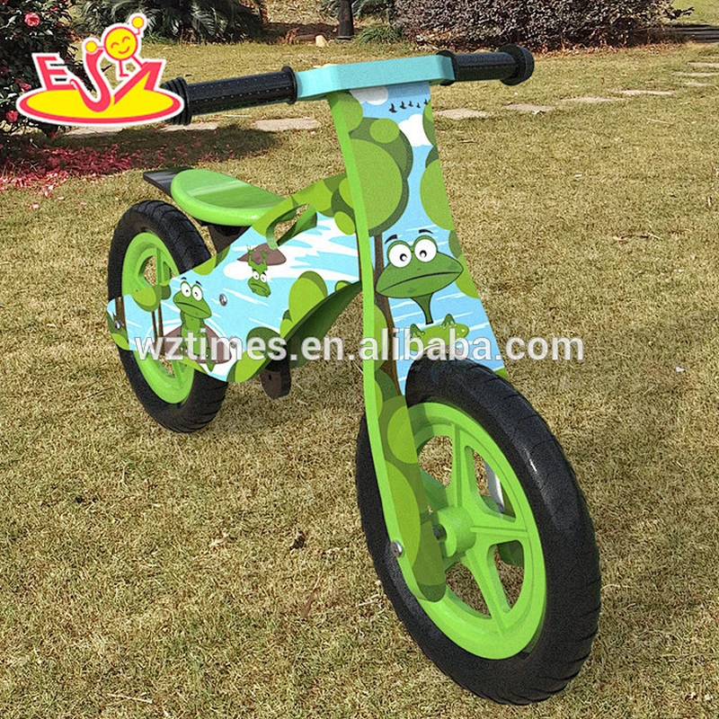 2018 Wholesale cheap wooden children bike without pedals for toddlers W16C175