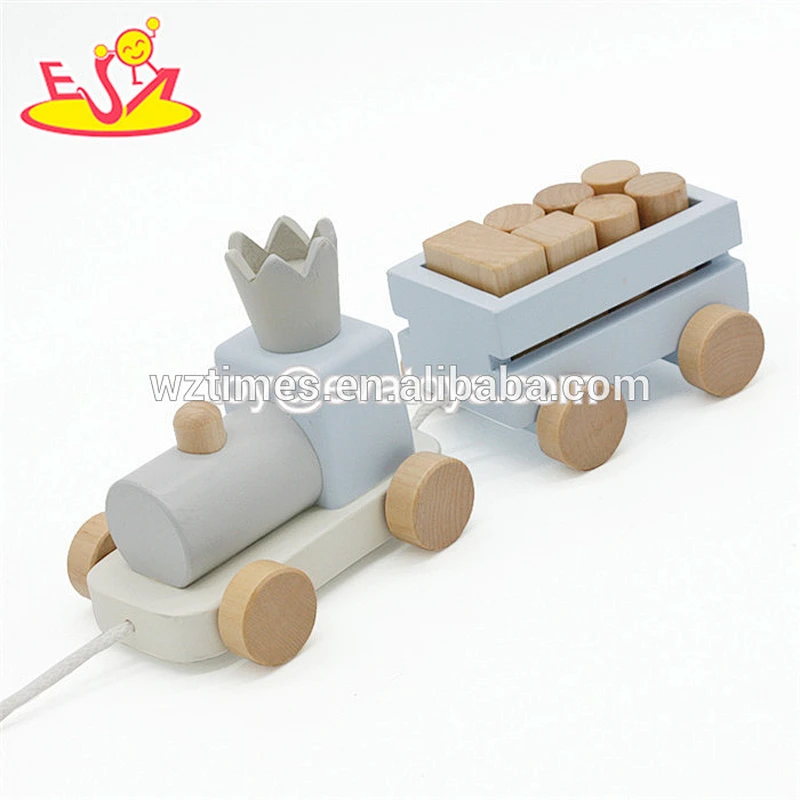 Wholesale popular colorful wooden pulling train toy for baby ages 1 and up W05C090