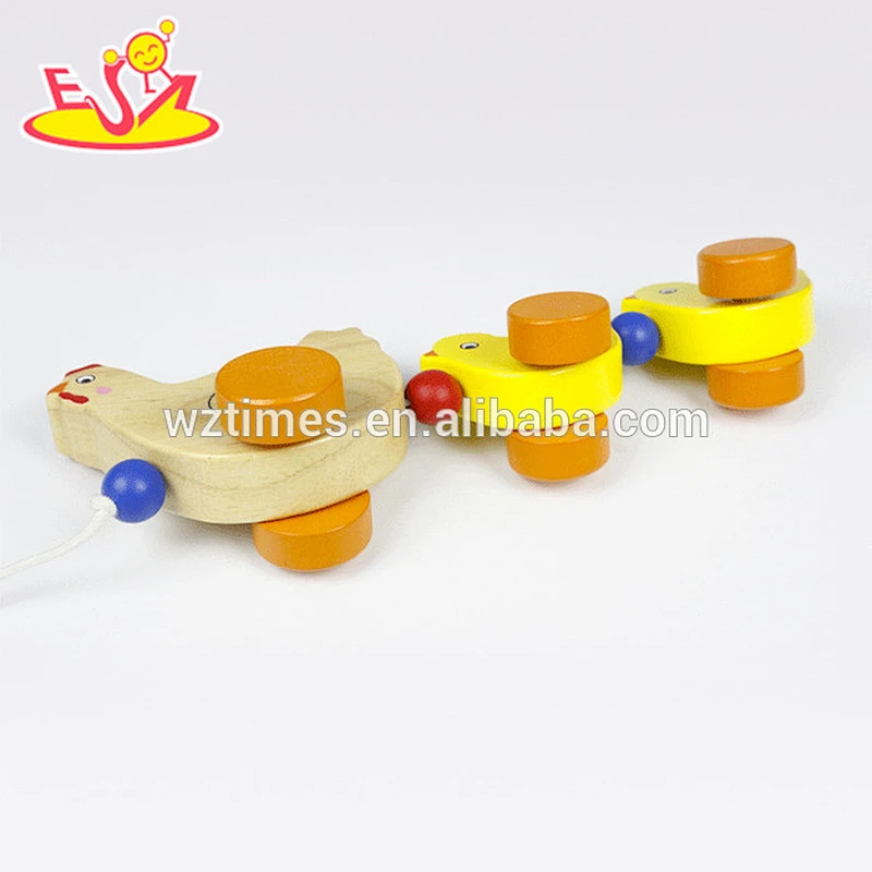 2018 juguetes de arrastre de pollo de madera al por mayor juguetes de arrastre de pollo de madera populares juguetes de arrastre de pollo de madera de moda W05B153