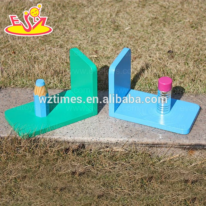 Wholesale brand new small useful wooden book end for kids placing books W08D039