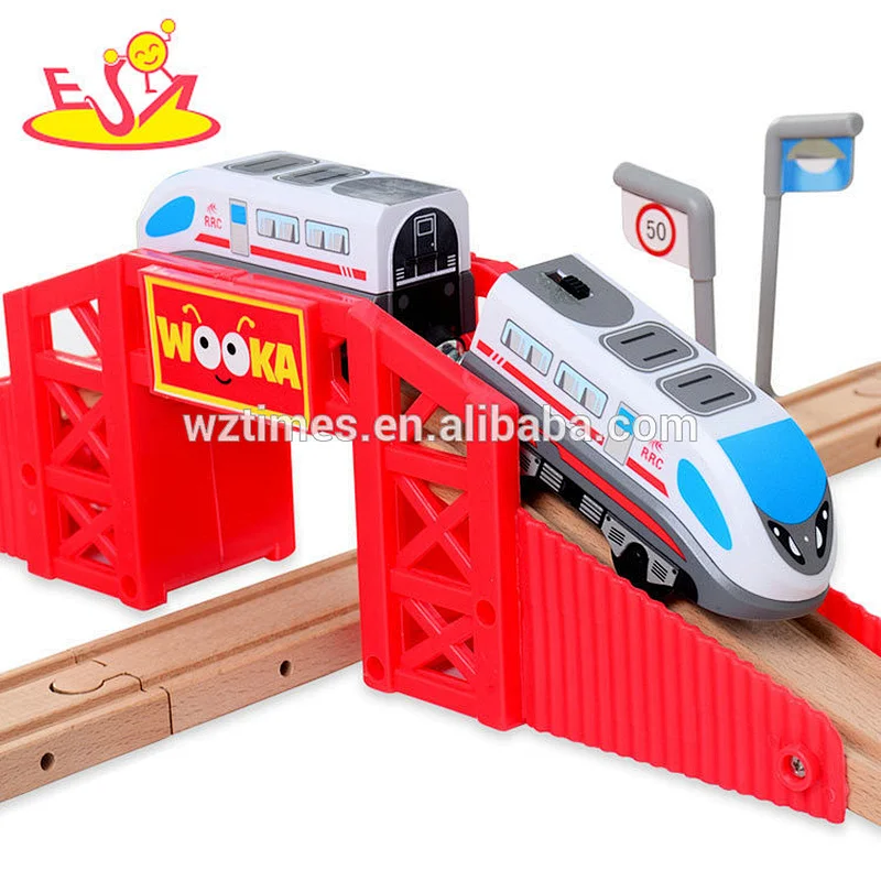 Wholesale best quality 39pcs DIY boy wooden train tracks toy for sale W04C076