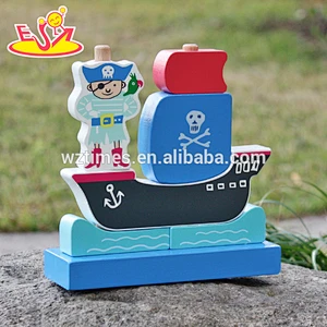 2018 New design pirate boat shape wooden baby stacking toys for education W13D134