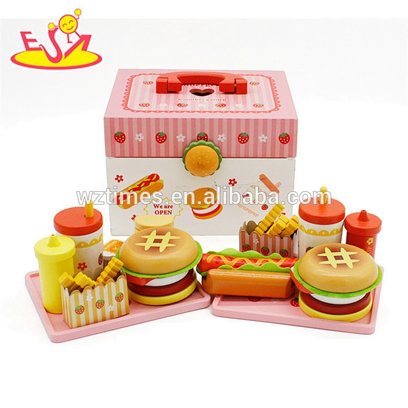 Hölzernes Hamburger des Spielzeugs heißes interessantes Schnellimbissthema für Kinder W10B075