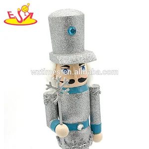 2018 Wholesale fashion design doll toys wooden nutcracker soldier doll for kids W02A287 Silver