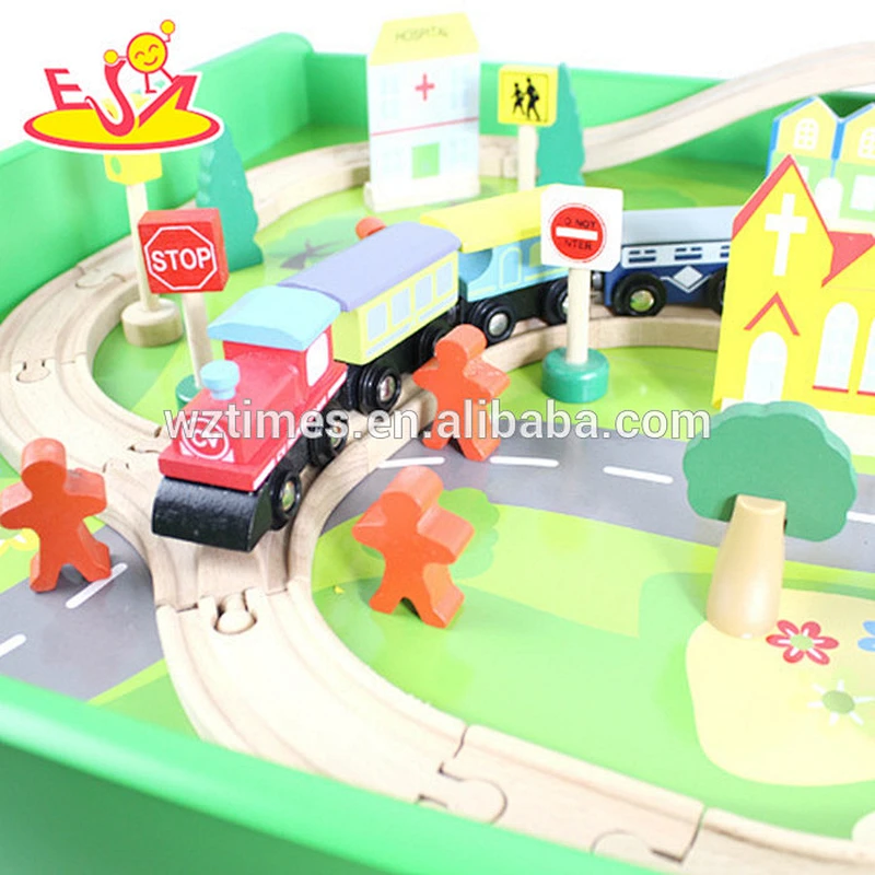 wholesale most popular 90 pieces educational toy wooden model train W04C040
