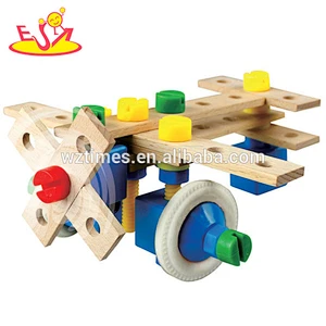 2018 Großhandel Kinder hölzerne Mutter Spielzeug diy Baby hölzerne Mutter Spielzeug Kombination Kinder hölzerne Mutter Spielzeug W03C007