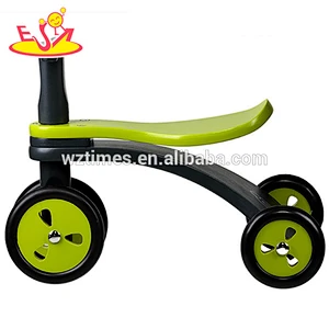 wholesale hottest sale wooden four wheels car newly fashioned wooden four wheels car W16A021