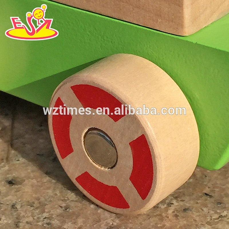 2018 wholesale environments protection miniature wooden car for kids W04A205
