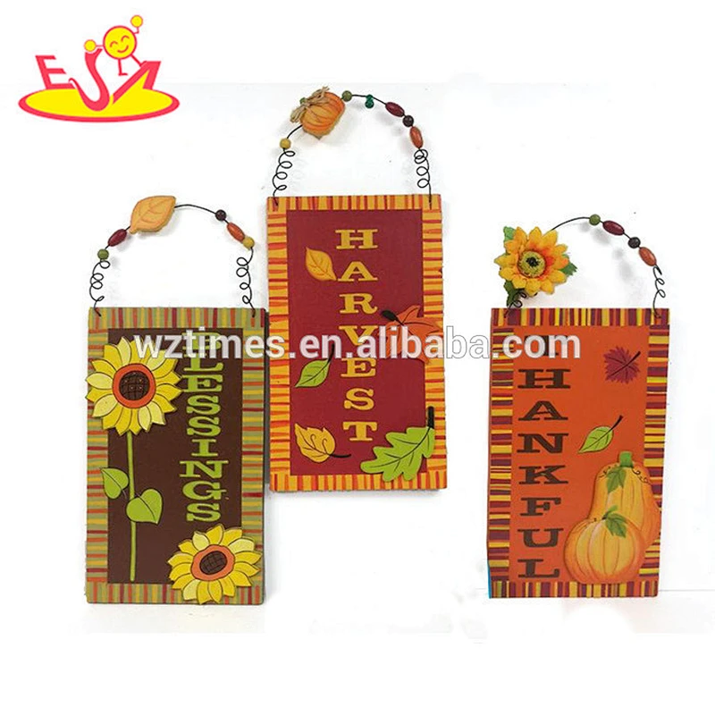 Wholesale useful wooden ornaments multi type wall hanging decoration for home use W09D034