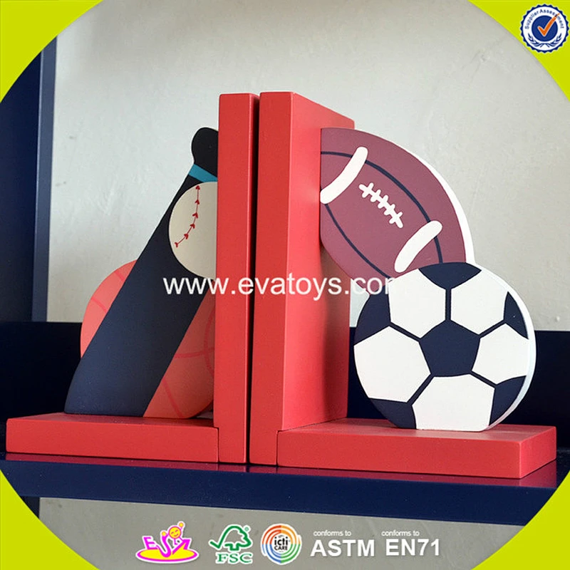 wholesale popular baby football wooden bookends W08D048