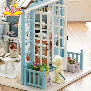 2018 Kinder beste Geschenke diy Holz Puppenhaus Miniaturen mit LED-Licht W06A342