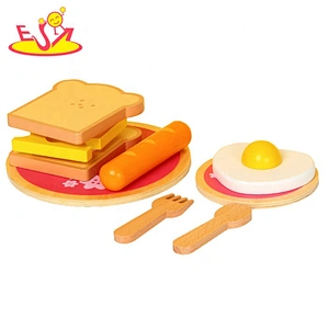 2019 New sale pretend play wooden toy play food set for kids W10B296