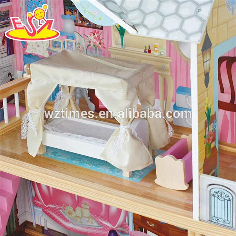 Populäres dreigeschossiges hölzernes Mädchen Puppenhausspielzeug für Babys Rollenspielspiel W06A247