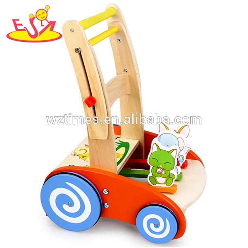 hölzernes Babywanderer des lustigen hölzernen Babywanderer hölzerner Multifunktionsläufer W16E026