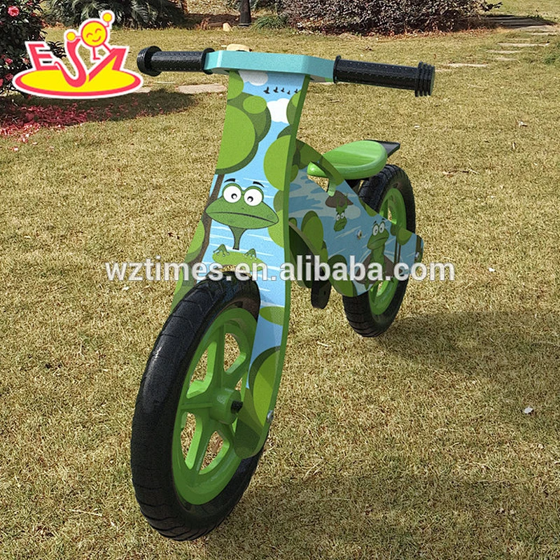 2018 Wholesale cheap wooden children bike without pedals for toddlers W16C175